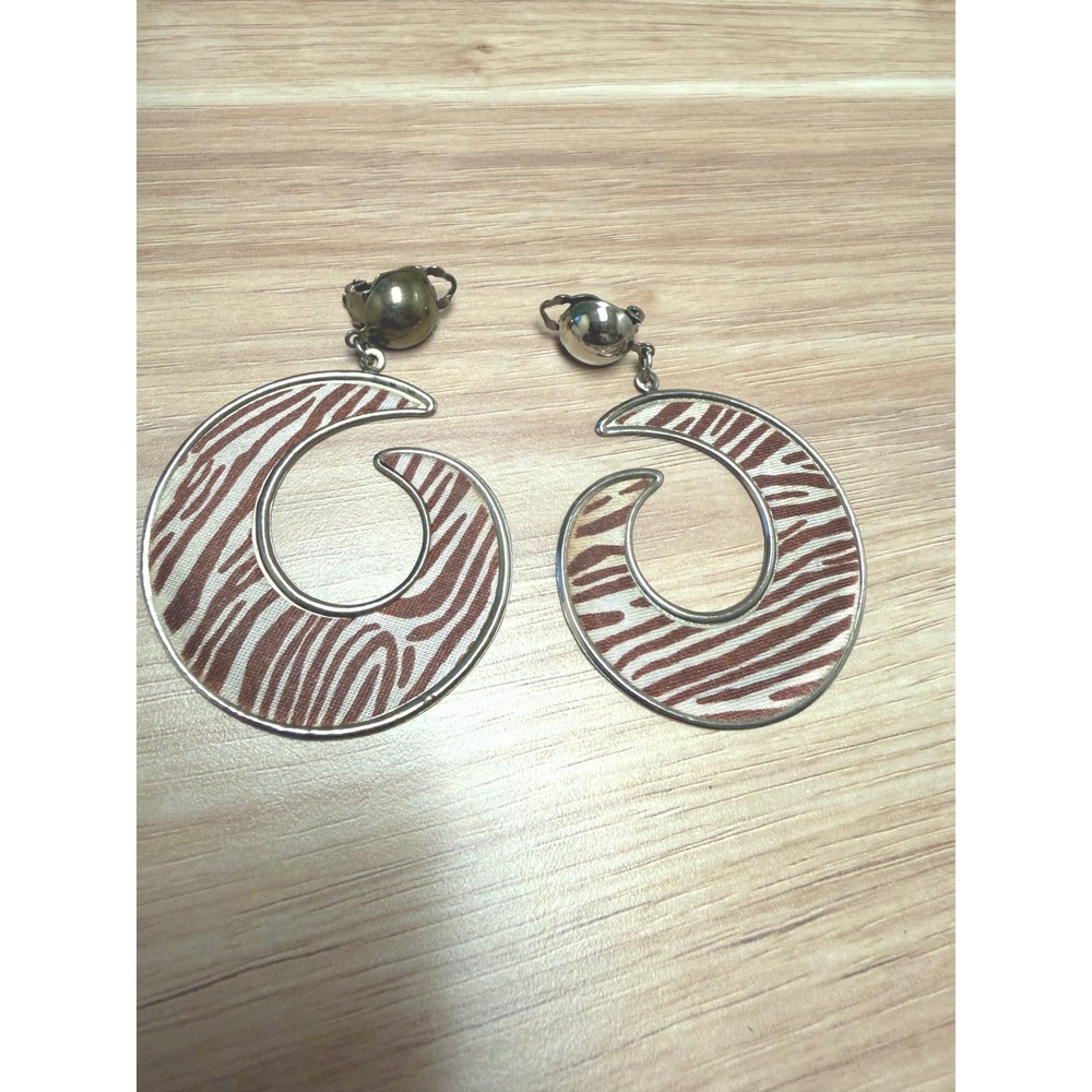 Vintage Zebra Print Swirl Statement Clip On Earrings Brown White Silver Tone‎ 3"